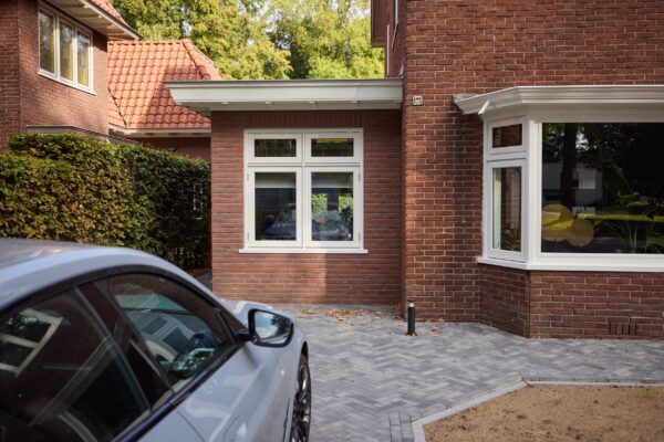 Zij-aanbouw met lichtstraat